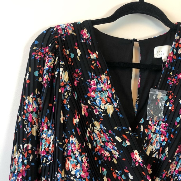 Dee Elly Black Floral Print Tiered Mini Dress Long Sleeve Smocked Waist Large - Picture 7 of 14